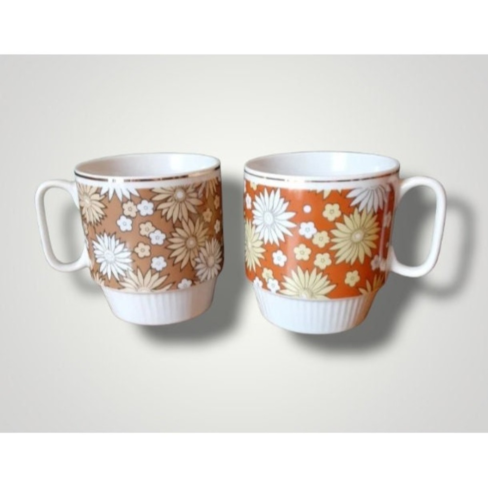 Vintage Stacking floral retro Coffee mugs